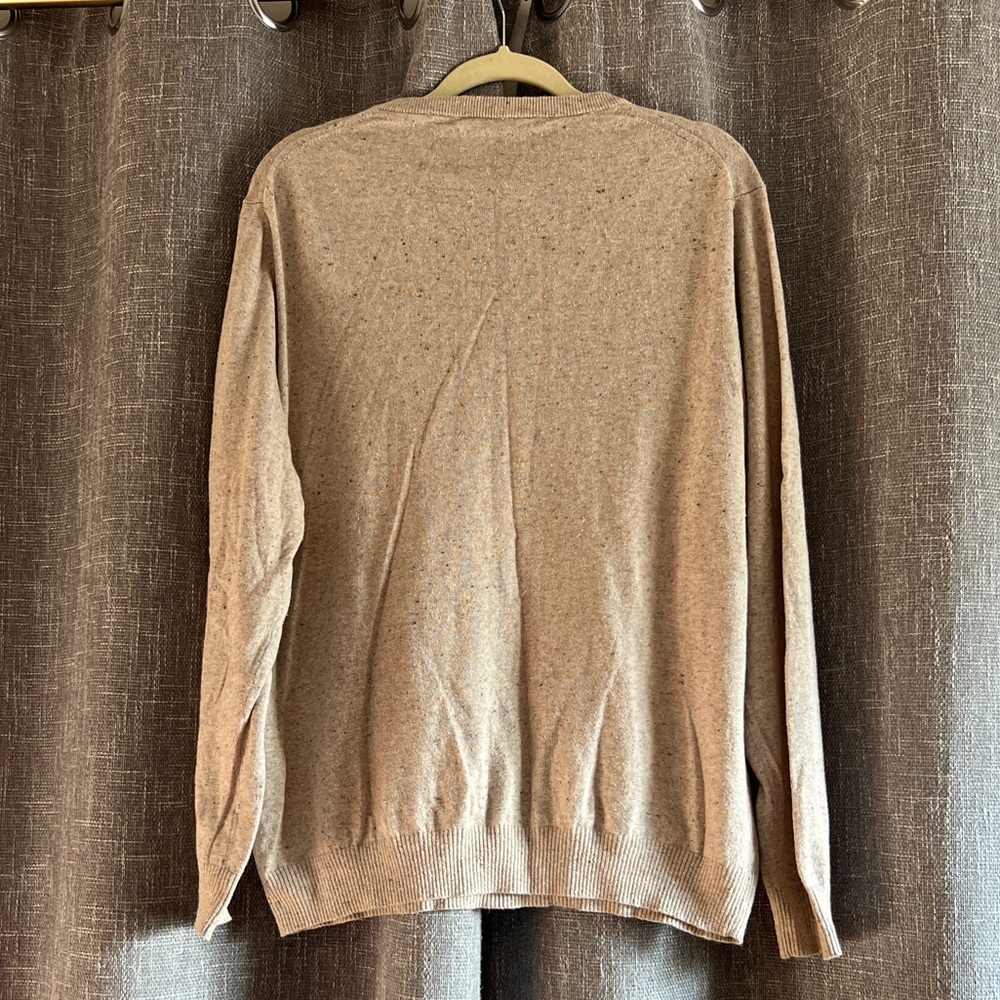 Charles Tyrwhitt Men’s heathered cream v-neck sweater, cotton & cashmere - Large - Picture 7 of 11